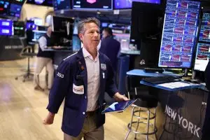 [뉴욕증시] S&P500·나스닥, 사상 최고 재경신…넷플릭스, 시간외 거래서 폭락