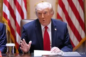 트럼프, 심장나이 14살 젊어…주치의 "건강하지만 살 빼야"