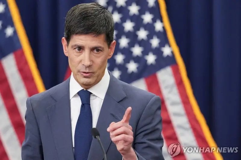 월가 "예상보다 훨씬 매파적"…금리인상 급선회 점도표