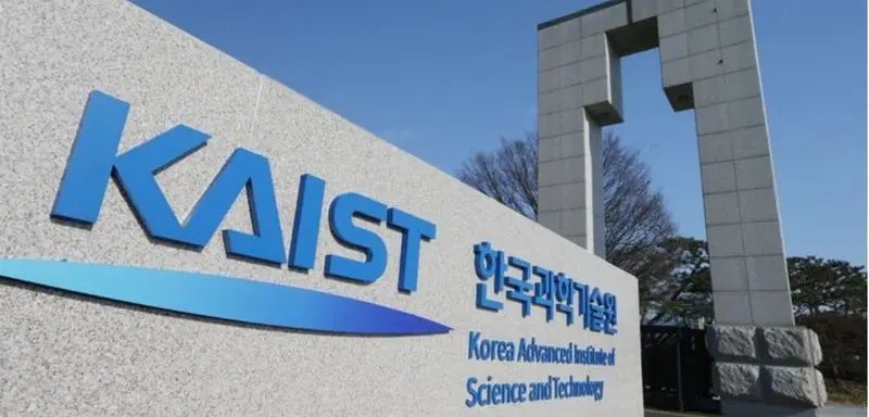 "한국가서 AI 공부할래요"...'美수능 만점·전국 수석' 베트남 여고생, 카이스트 선택