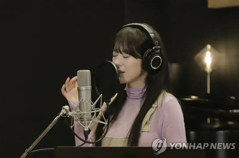 이수영, 아들 백혈병 진단에 라디오 중단…"곁에서 지켜줘야 할 때"