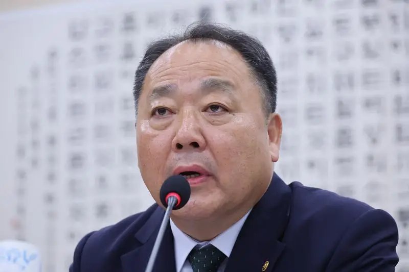헌재 사무처장 "제청·동의·임명권 서로 존중해야"