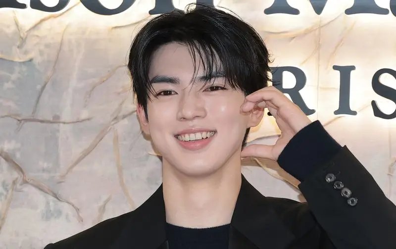 빙판 잠시 떠난 차준환, 배우로 복귀…티빙 시트콤 '궁전랜드' 출연