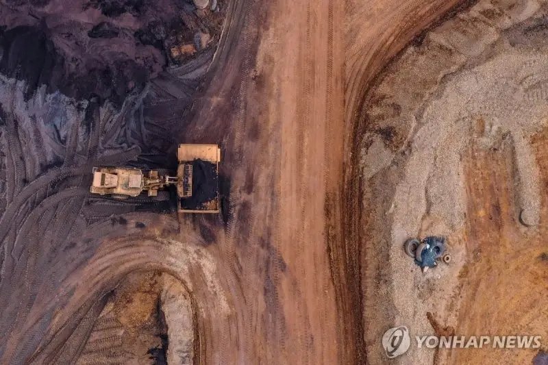 인니, 올해 니켈 수출 450억달러 목표…2040년 하류산업 투자 6180억달러 추진