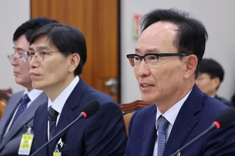 서울고법원장 "李 대통령 재판 중단 결정 존중...법원장도 관여 못해"