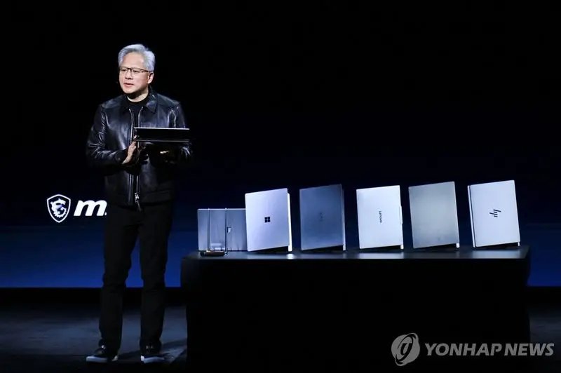 젠슨 황 "유럽 모든 산업이 AI 기업 돼야"…투자회의론 속 낙관