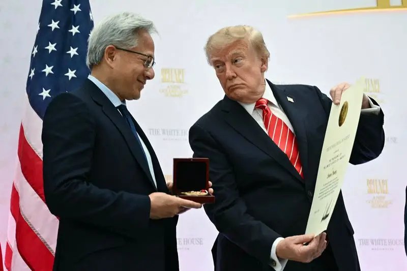엔비디아 젠슨 황, 中 스파이와 접촉 의혹...美 대응 없어
